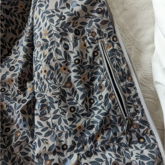 Patagonia MOR Quilted Grey Coat - Picture 9 of 11